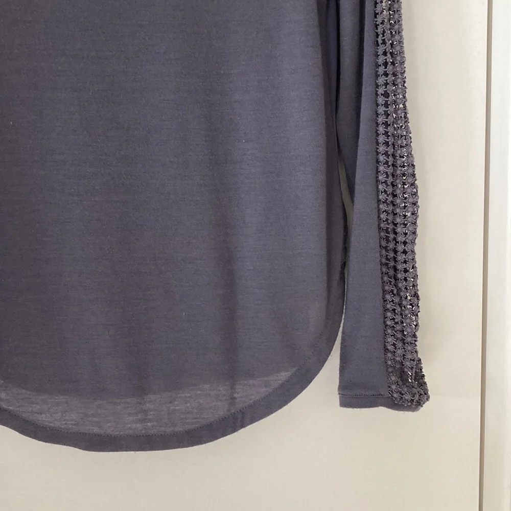 LOFT Long Sleeve Top Size S - Picture 5 of 6